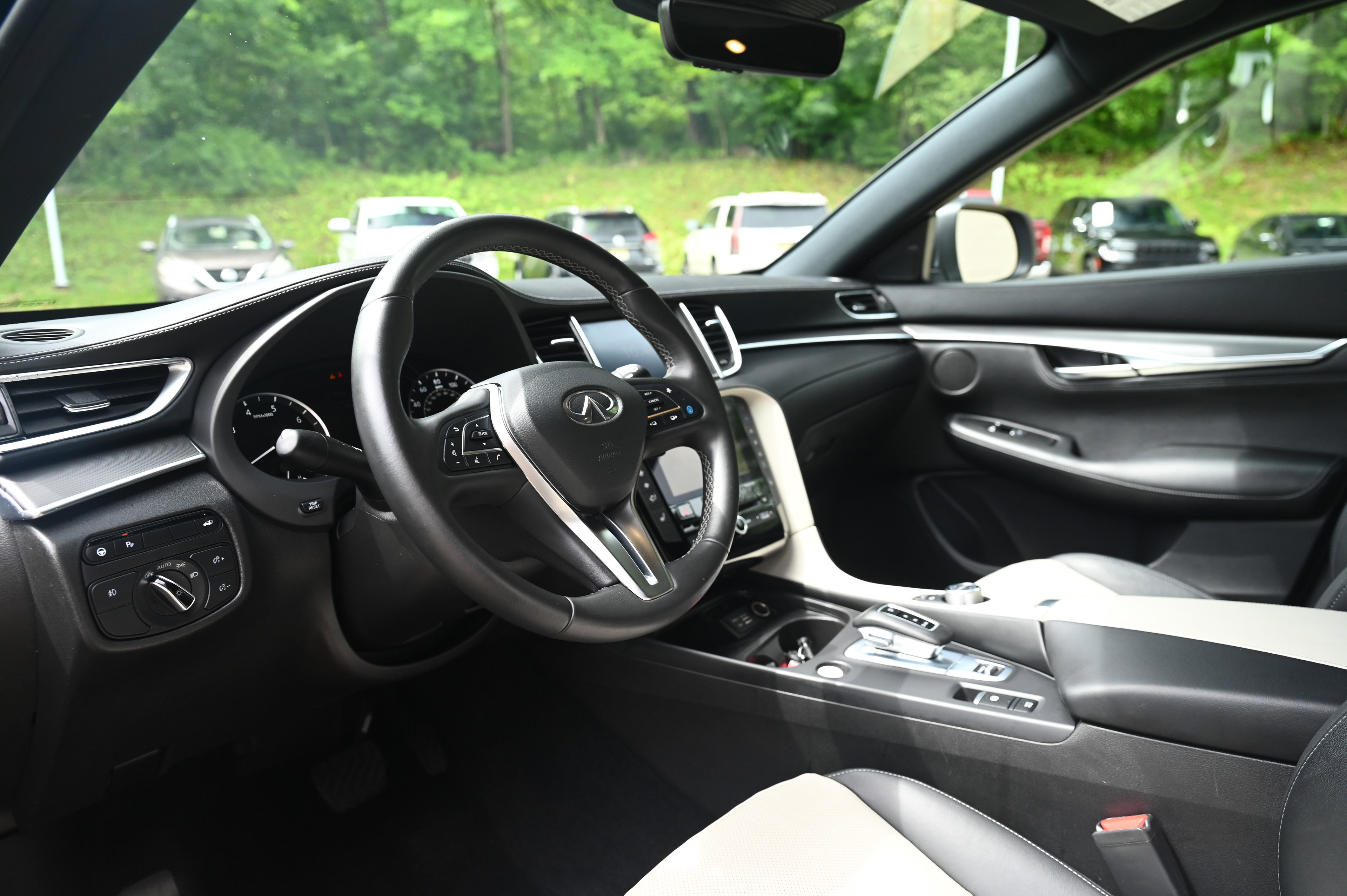 2024 Infiniti QX55 Luxe photo 23