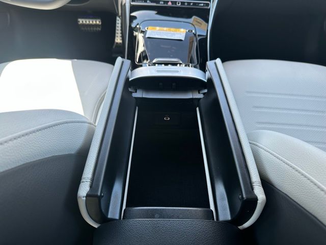 2025 Mercedes Benz C 300 4MATIC photo 32
