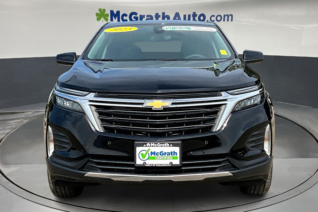 2023 Chevrolet Equinox LT photo 2