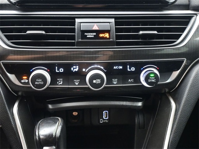 2018 Honda Accord Sport photo 3
