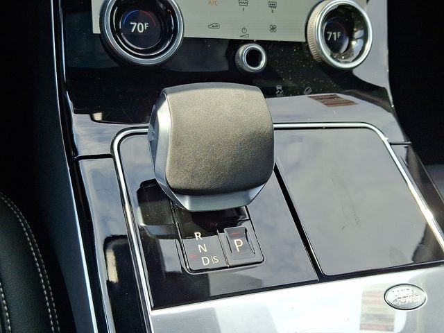 2023 Land Rover Range Rover Velar R-Dynamic S photo 13