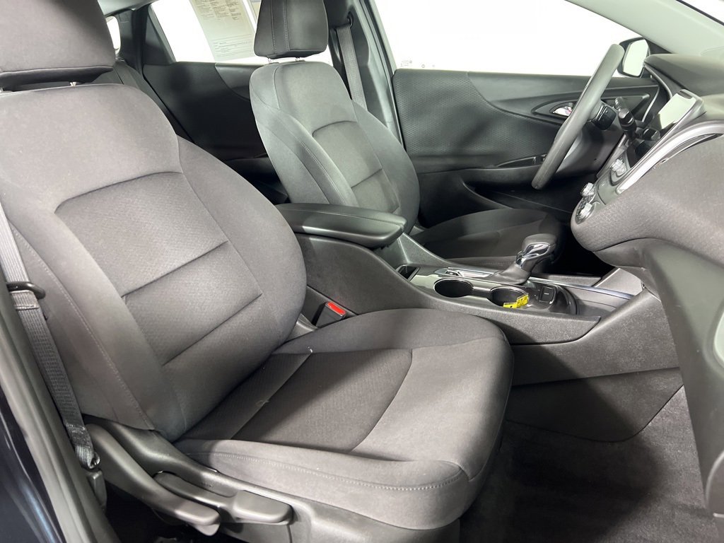 2022 Chevrolet Malibu 1LT photo 14
