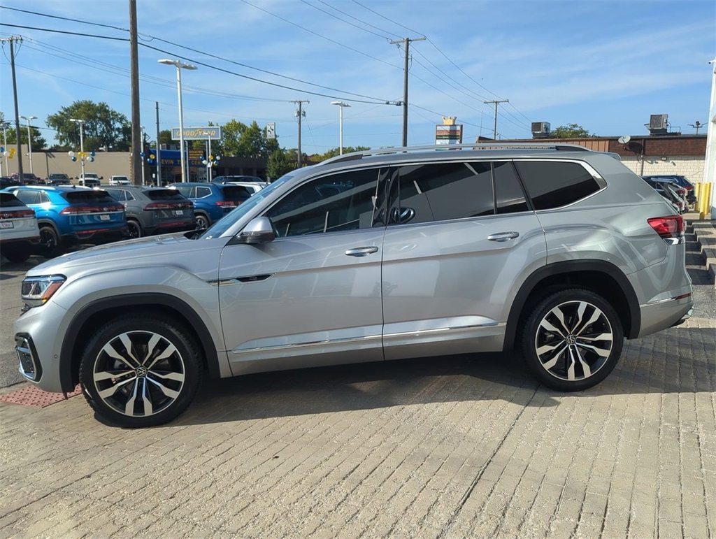 2022 Volkswagen Atlas V6 SEL Premium R-Line photo 4