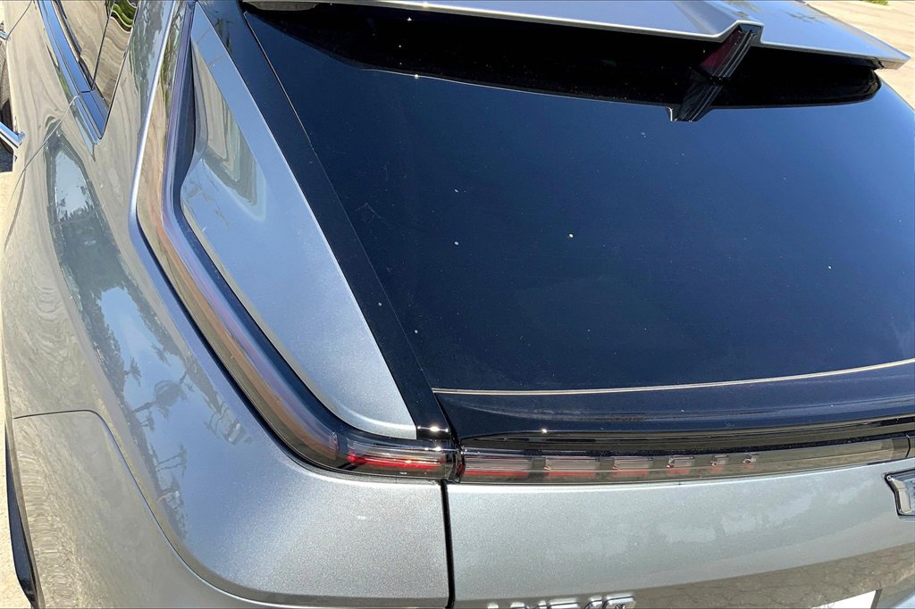 2025 Cadillac Lyriq Luxury photo 14