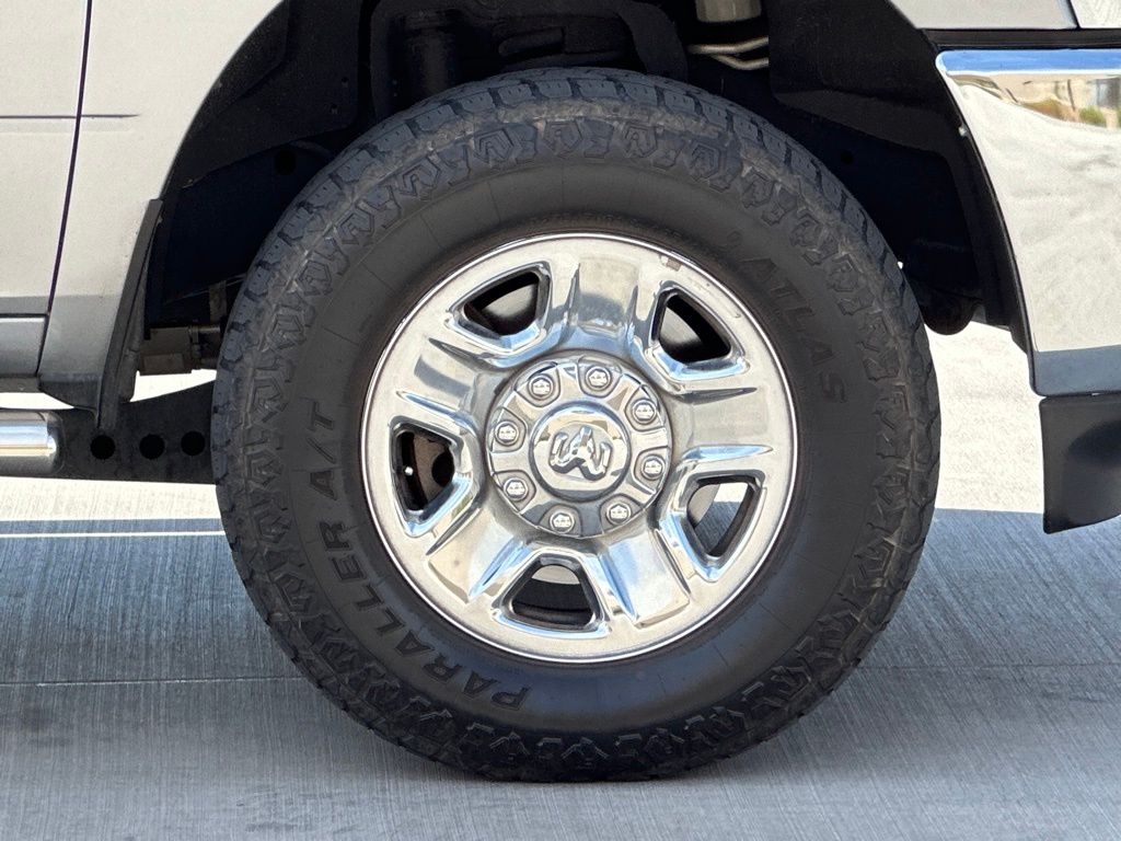 2021 Ram 2500 Big Horn photo 3