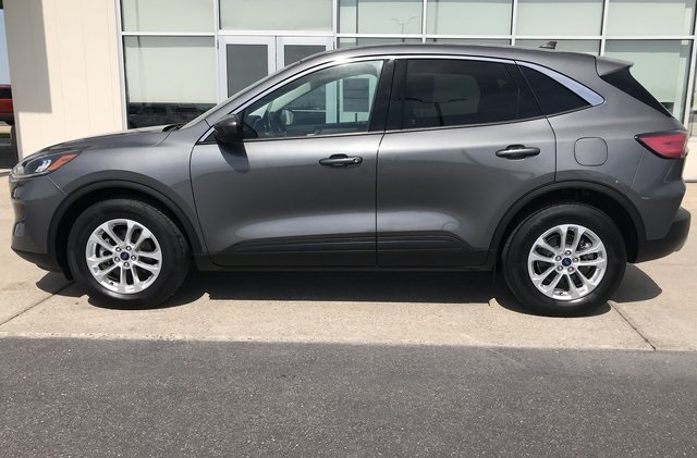 2021 Ford Escape Hybrid SE photo 2