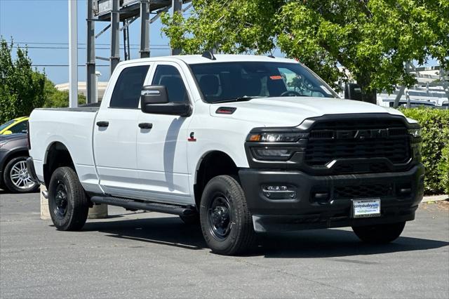 2025 Ram 2500 Tradesman photo 2