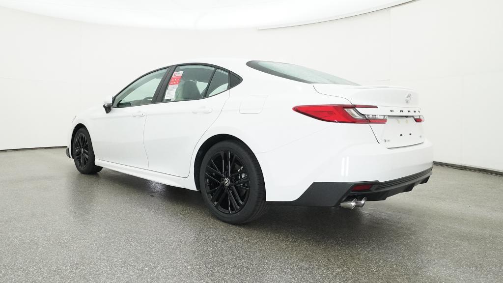 2026 Toyota Camry SE photo 14