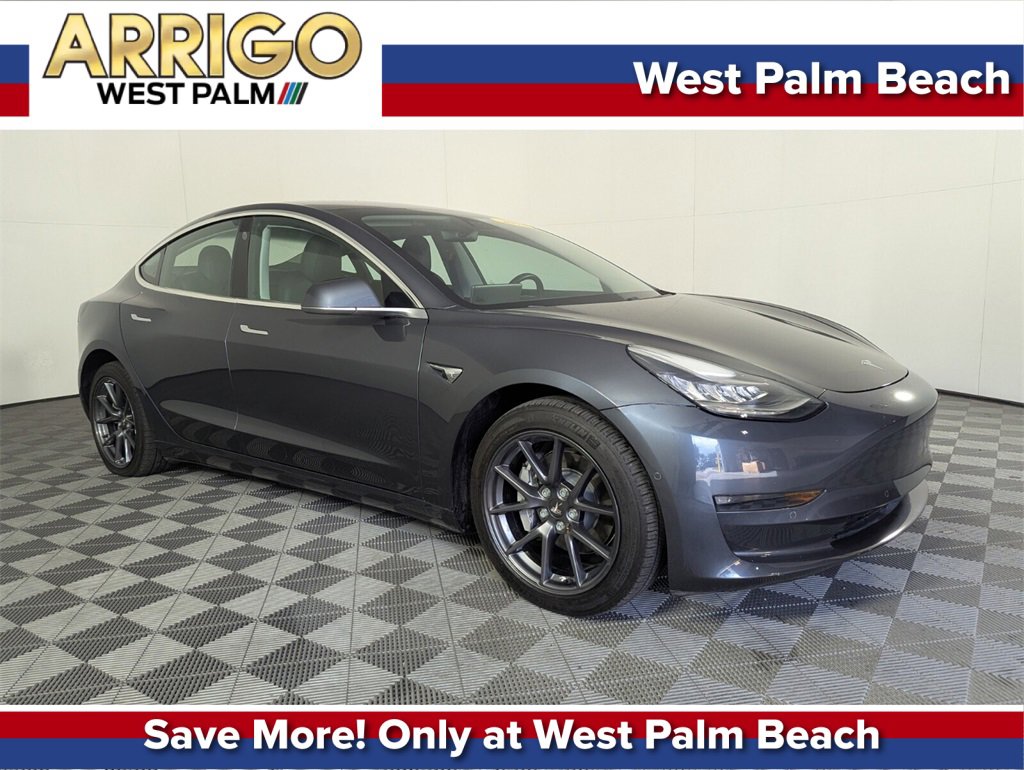 2018 Tesla Model 3 Long Range's photo