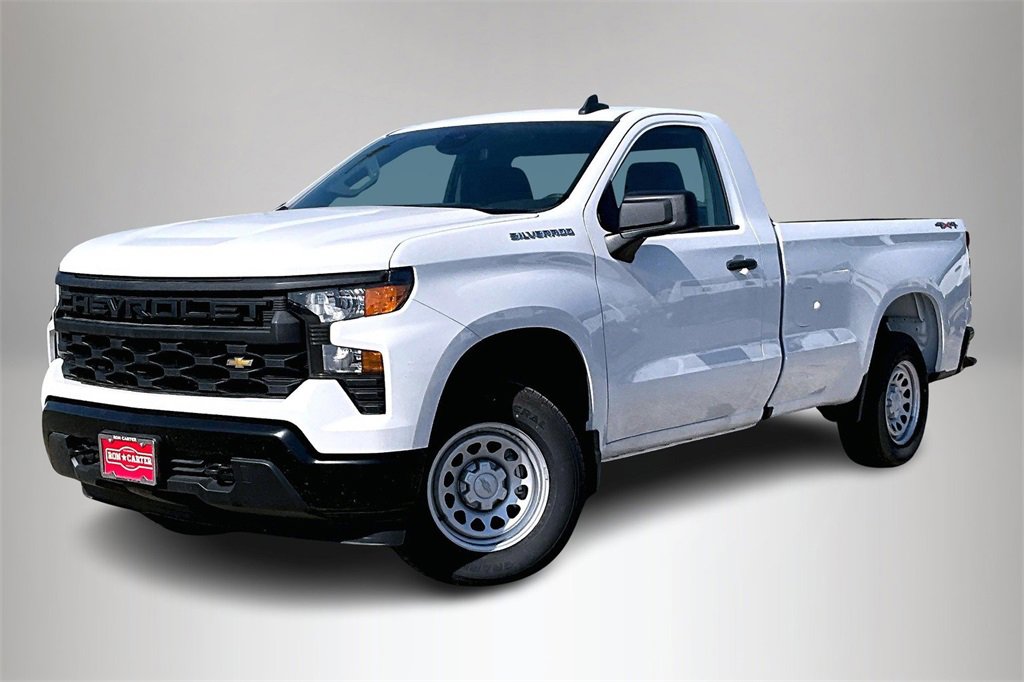 2024 Chevrolet Silverado 1500 photo 2