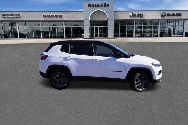 2026 Jeep Compass Limited Altitude photo 2