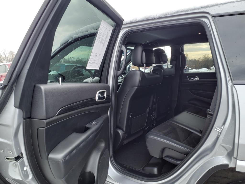 2020 Jeep Grand Cherokee Altitude photo 22