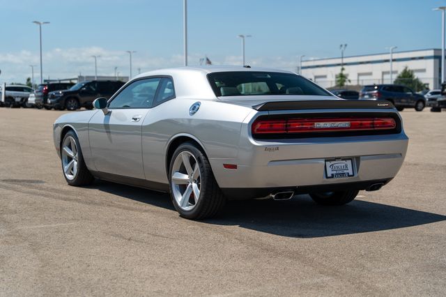 2008 Dodge Challenger SRT8 photo 5