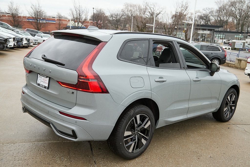 2026 VOLVO XC60 - Image 7