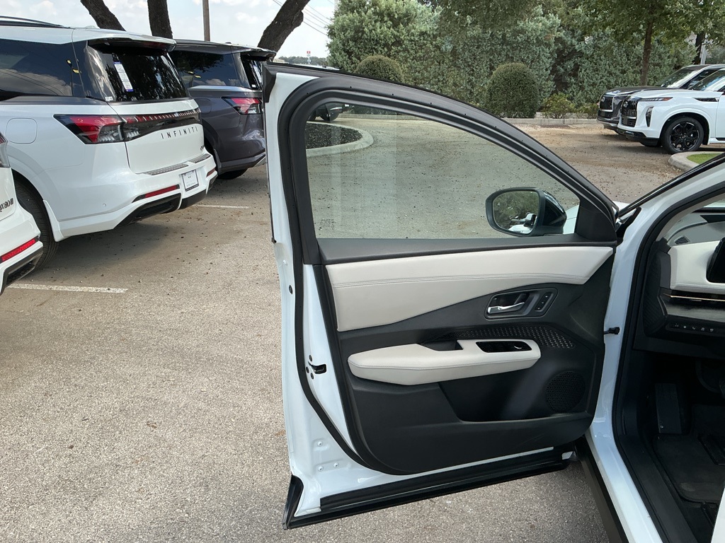 2023 Nissan ARIYA Engage photo 17