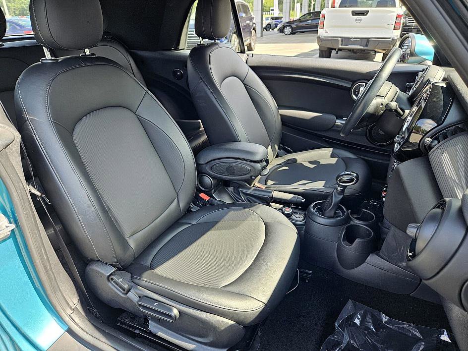 2018 Mini Cooper Base Convertible photo 14