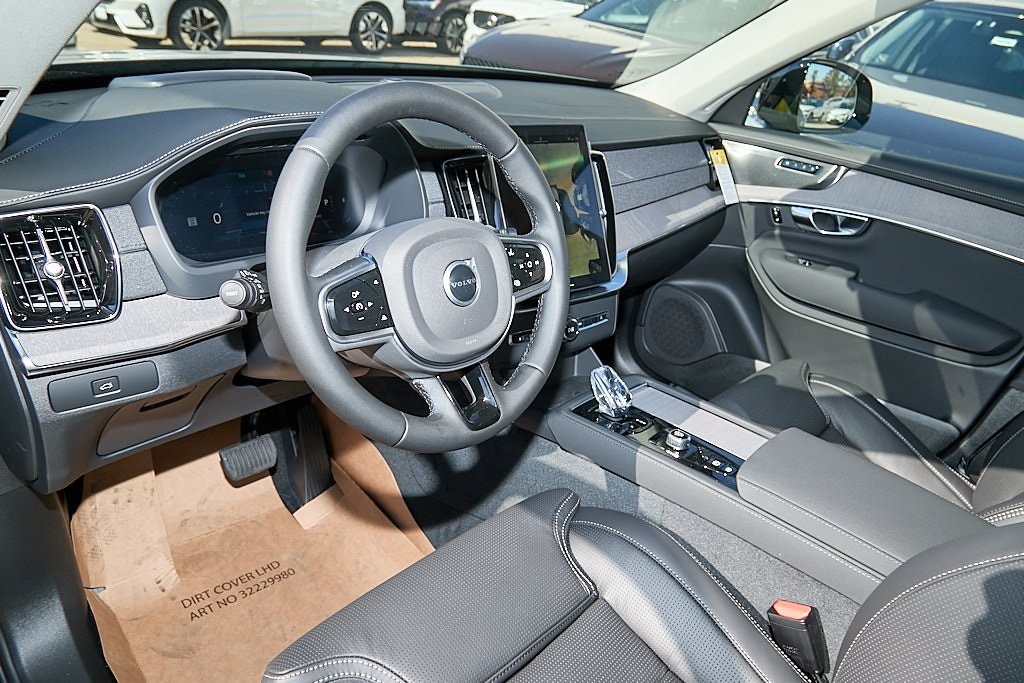 2026 VOLVO XC90 - Image 11