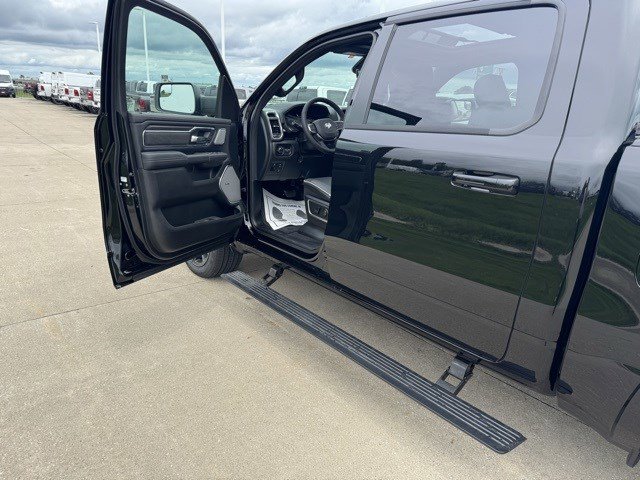 2026 Ram 1500 Laramie photo 7