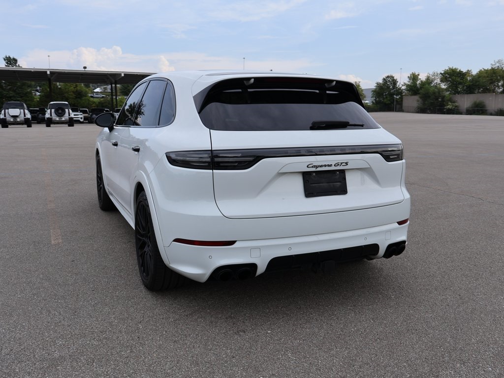 2022 Porsche Cayenne GTS photo 15