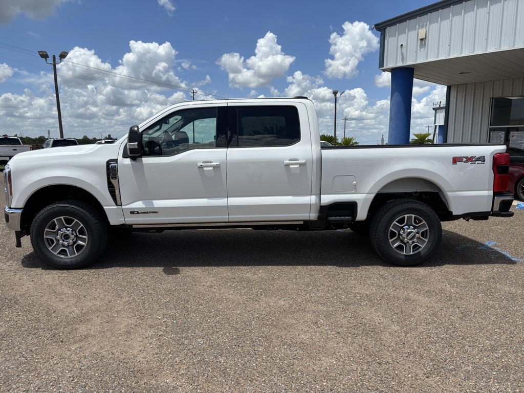 2025 Ford F-250 Lariat photo 4