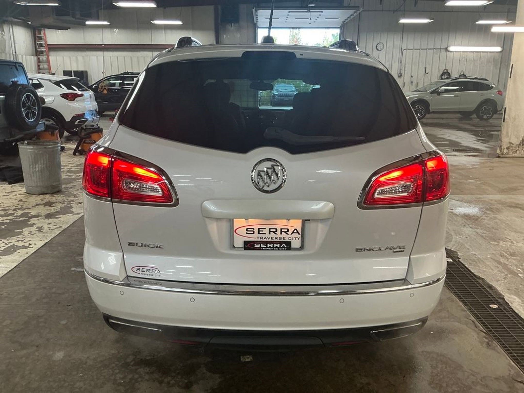 2016 Buick Enclave Leather photo 3