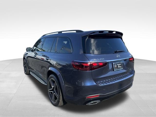 2026 Mercedes Benz GLS 450 4MATIC photo 2