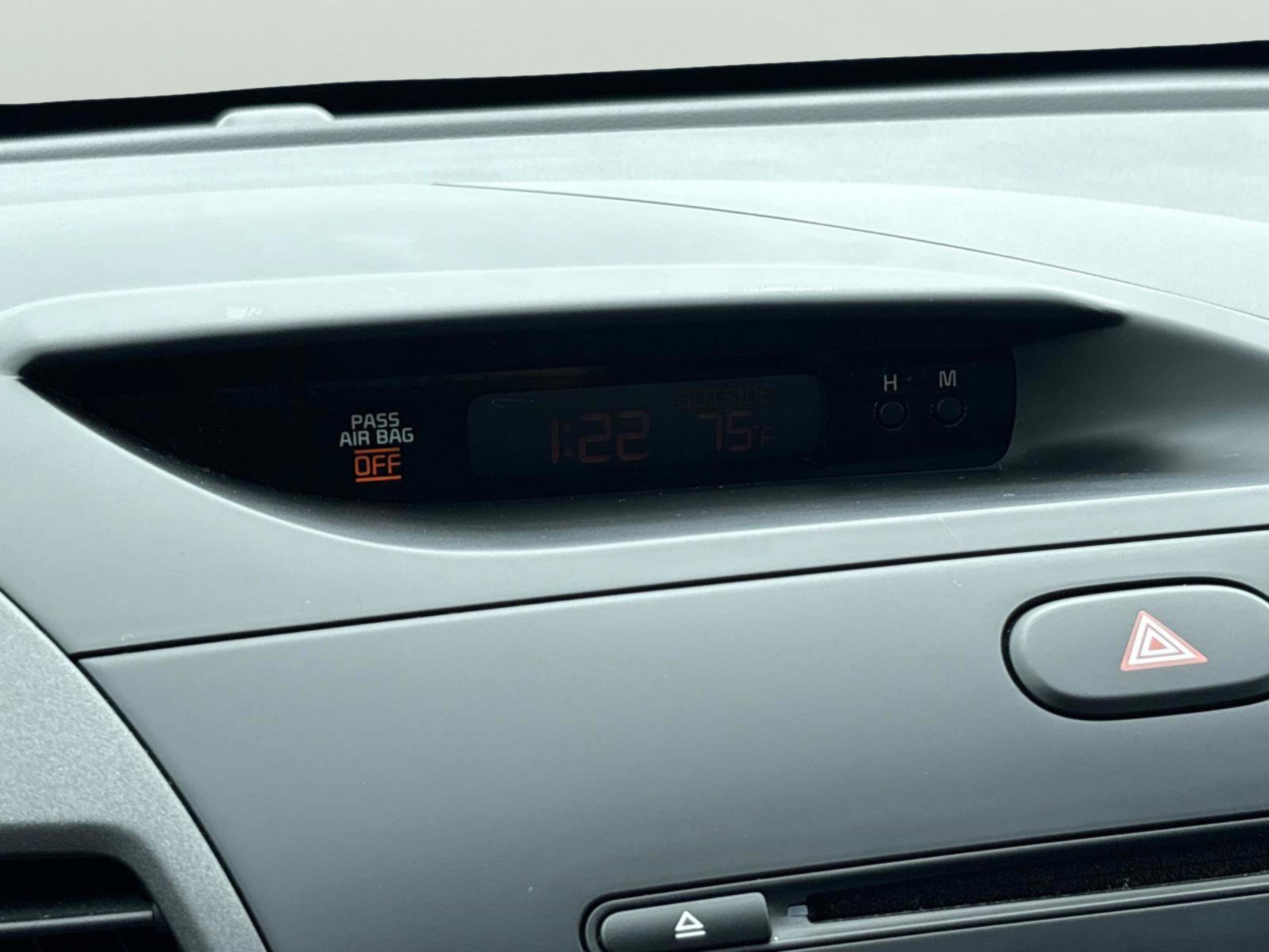 2016 Kia Forte LX photo 30