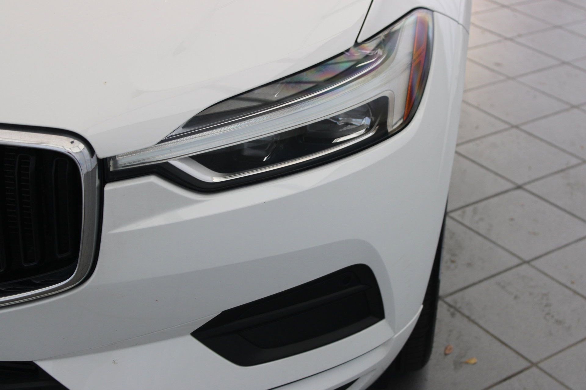 2020 Volvo XC60 T5 Momentum photo 9