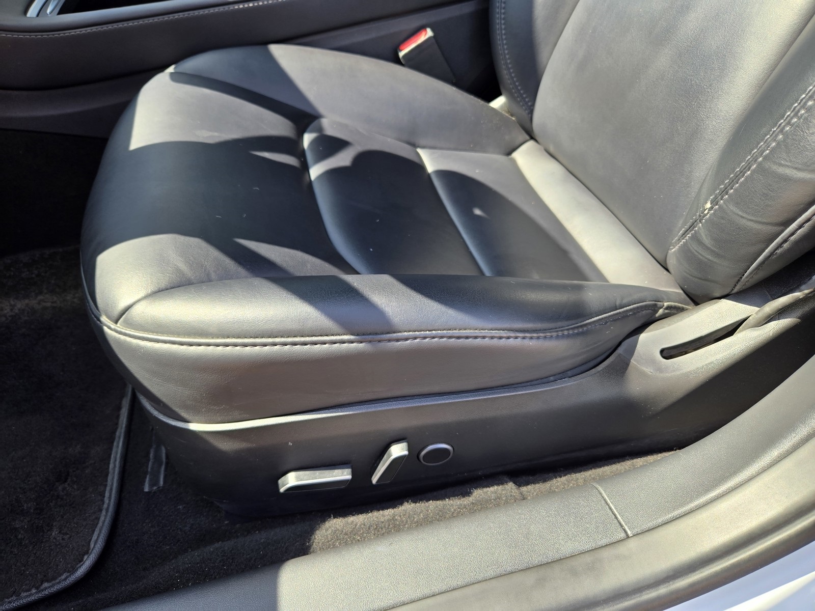 2023 Tesla Model 3 photo 13