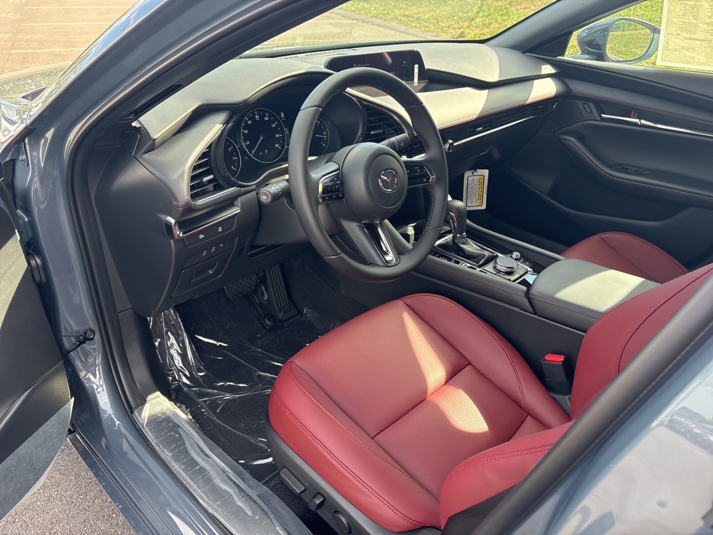 2025 Mazda Mazda3 2.5 s Carbon photo 6
