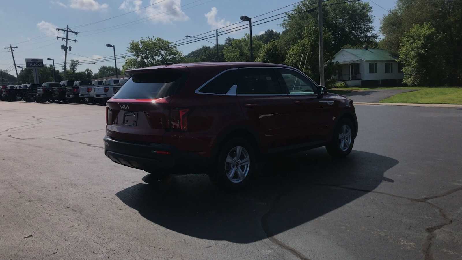 2023 Kia Sorento LX photo 7