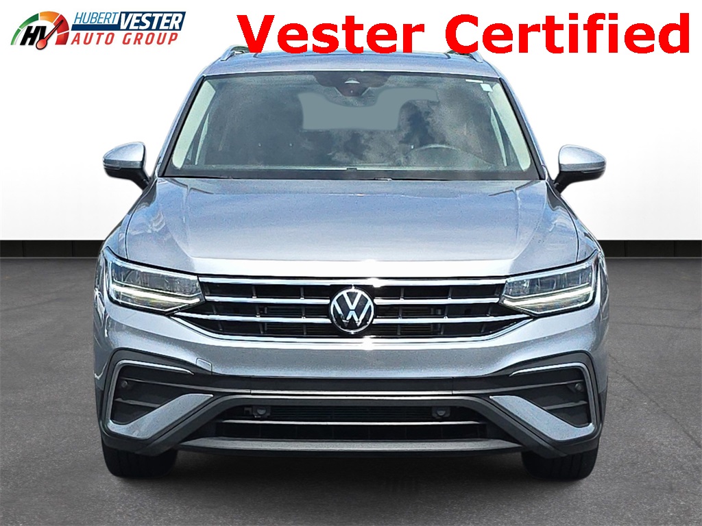2023 Volkswagen Tiguan SE photo 3