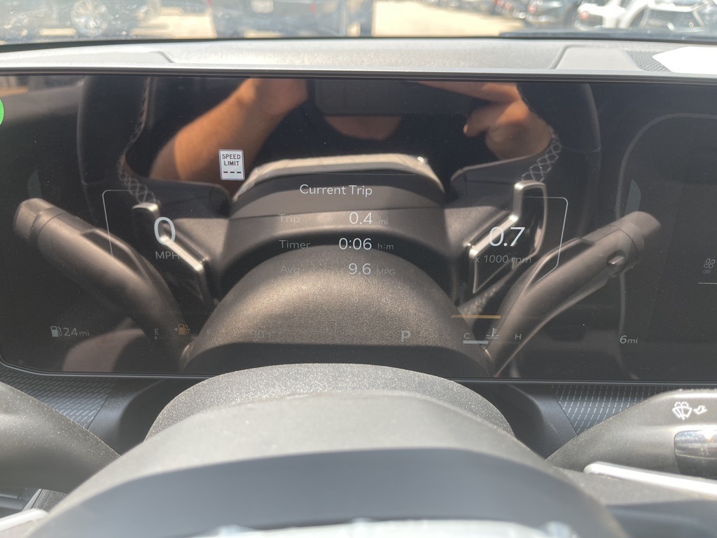 2025 Kia K4 GT-Line photo 7