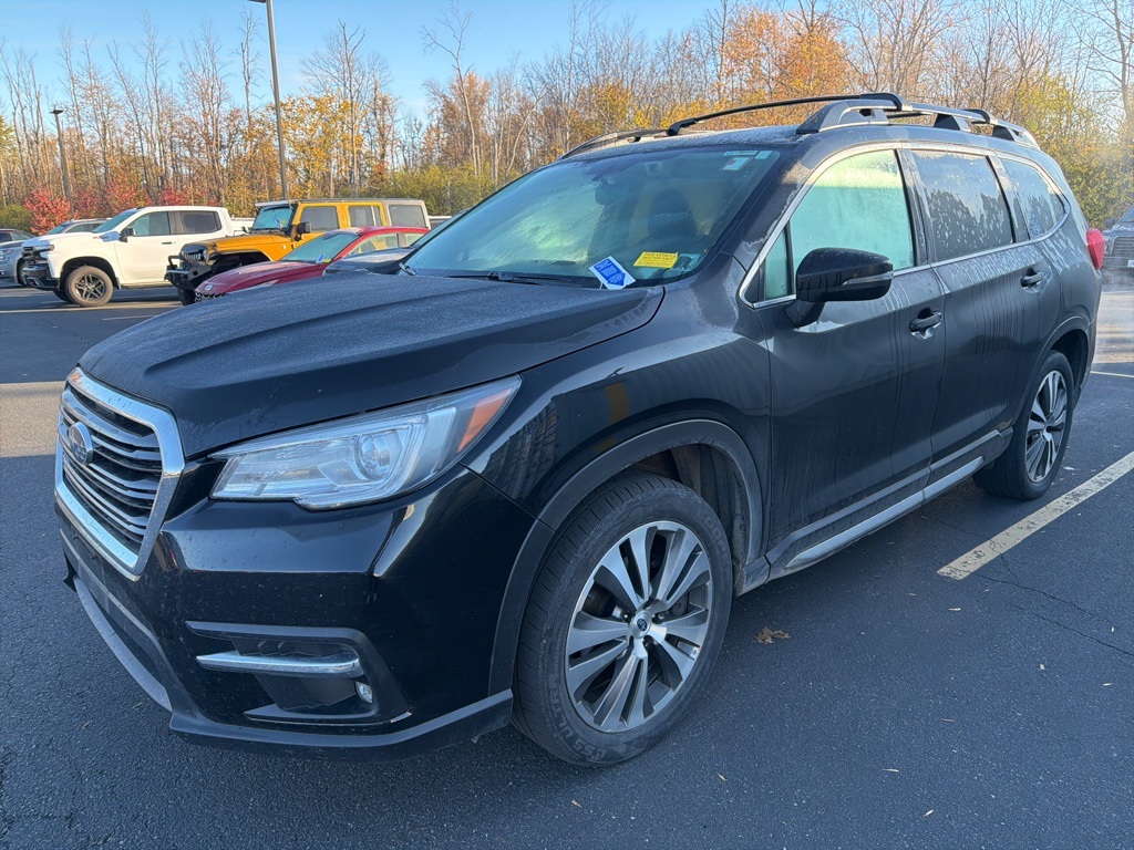2022 Subaru Ascent Limited photo 2
