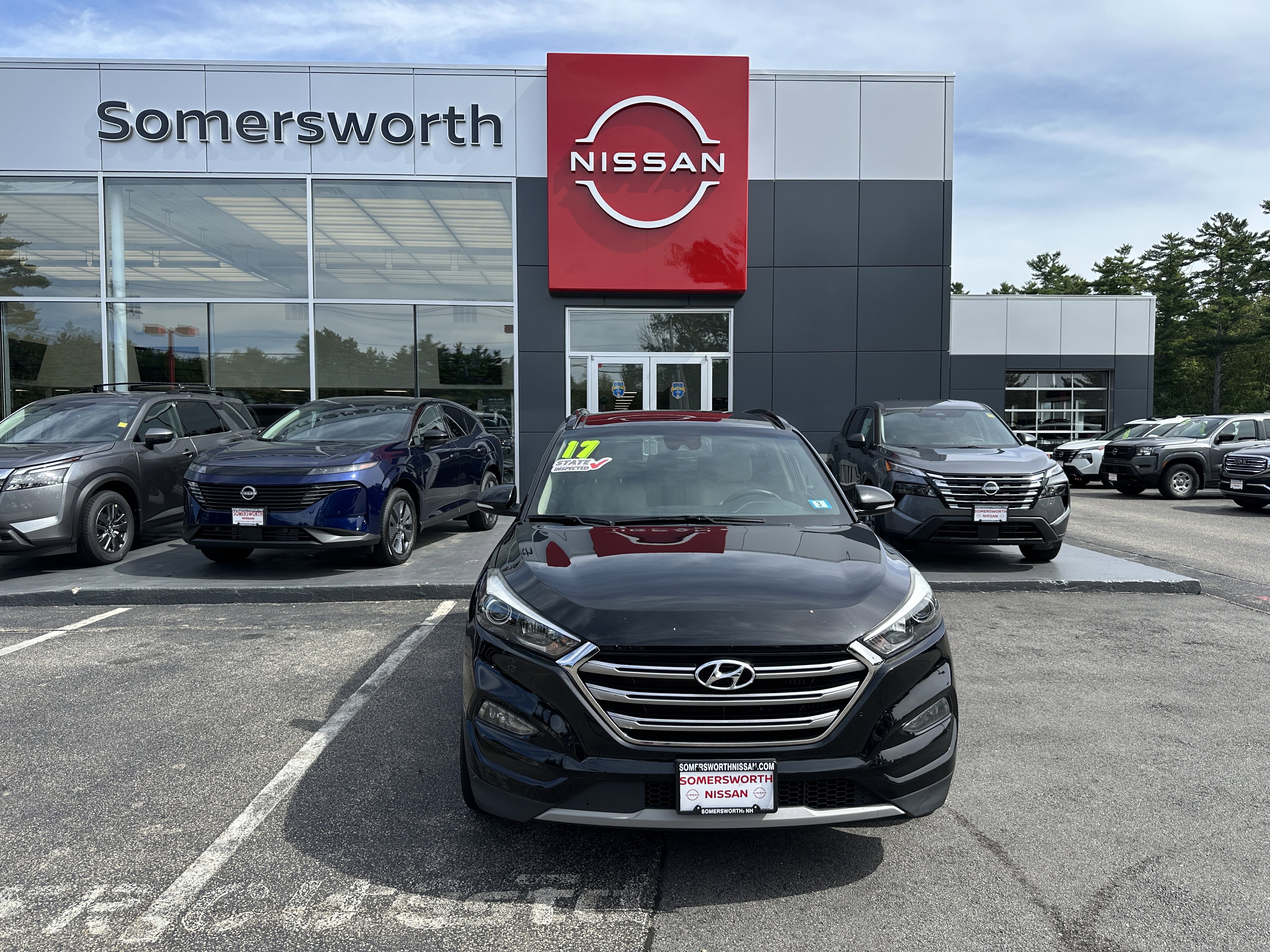 Used 2017 Hyundai Tucson Limited with VIN KM8J3CA22HU392539 for sale in Somersworth, NH
