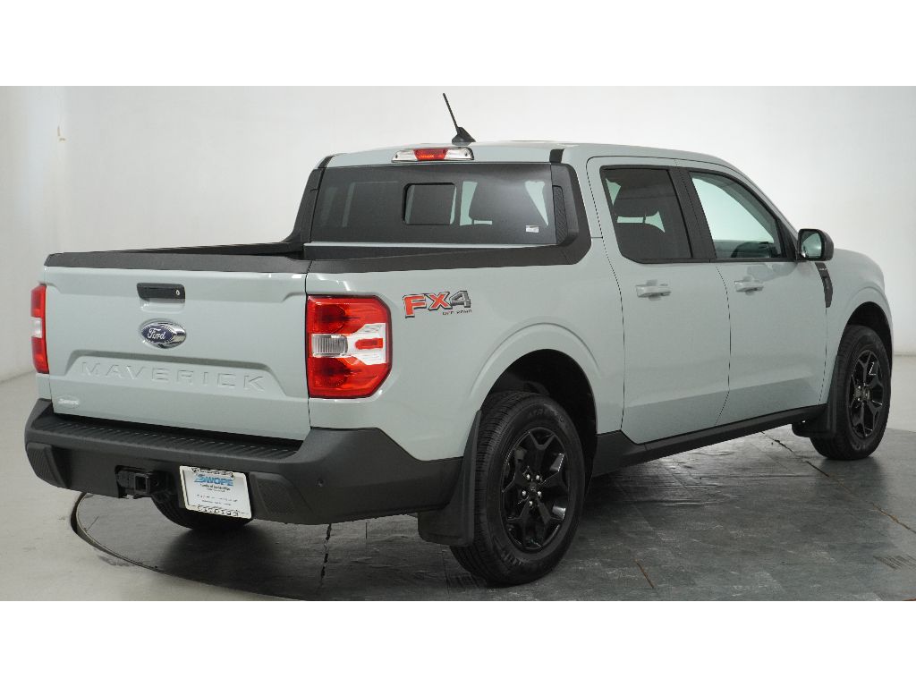 2024 Ford Maverick Lariat photo 3