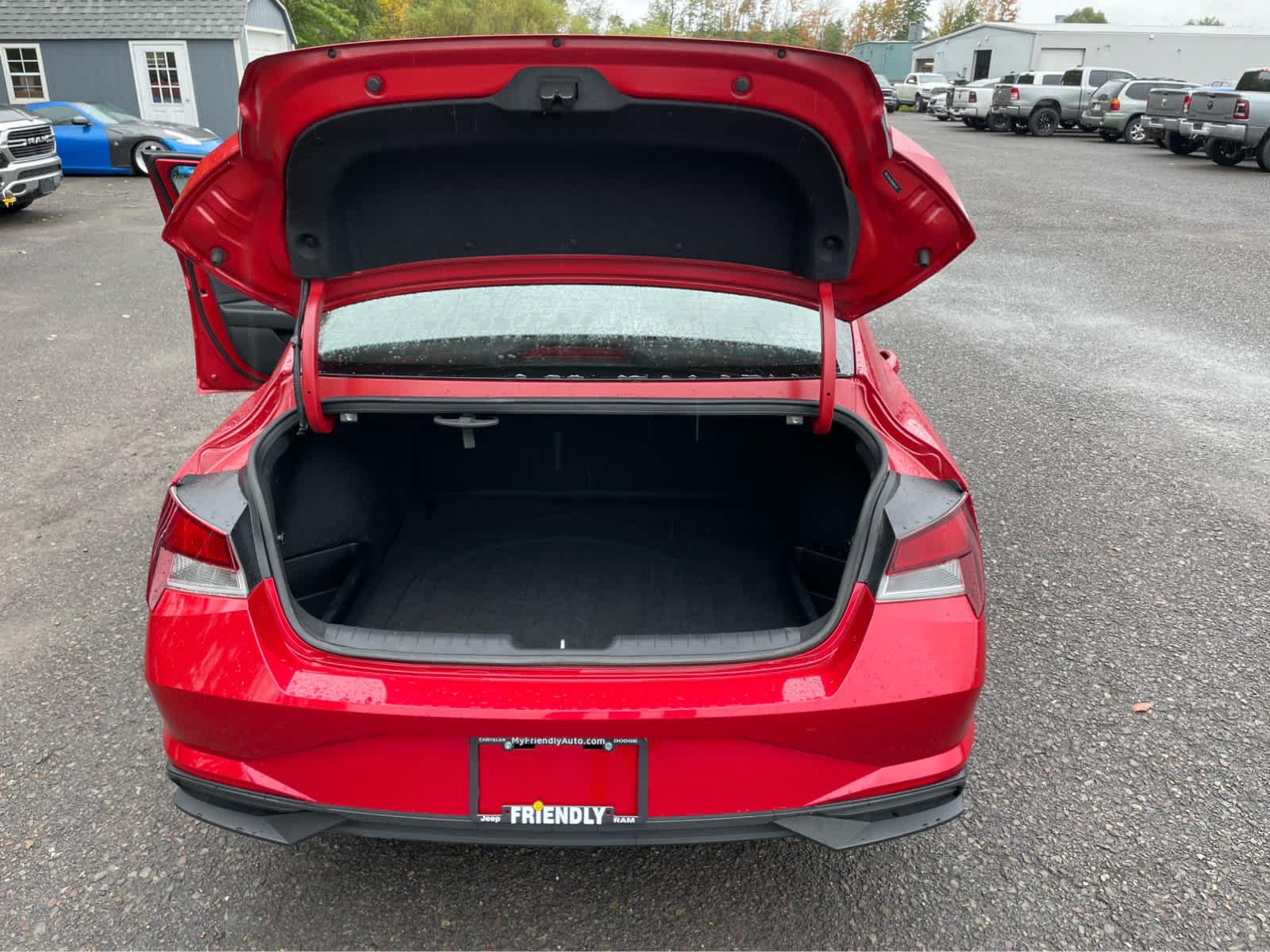 2022 Hyundai Elantra SEL Convenience photo 9