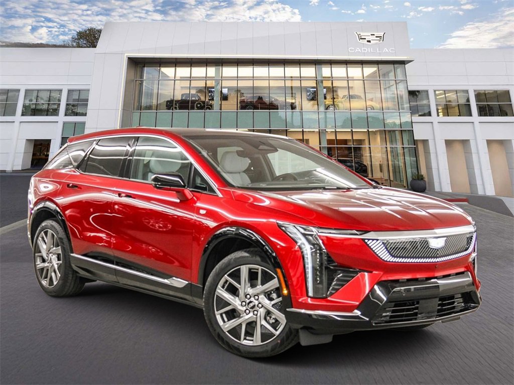 2026 Cadillac OPTIQ Luxury's photo