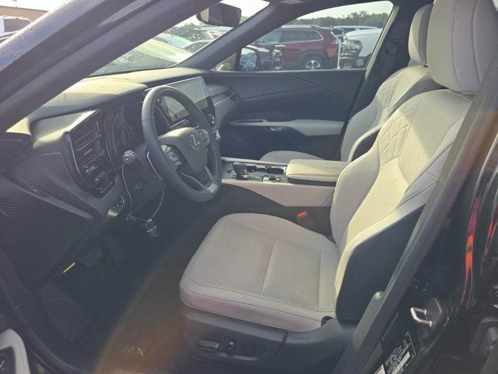 2024 Lexus RX 350 Premium photo 3