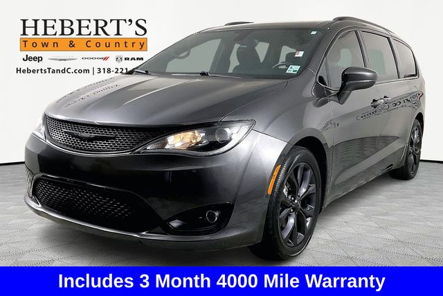 2020 Chrysler Pacifica Touring L Plus