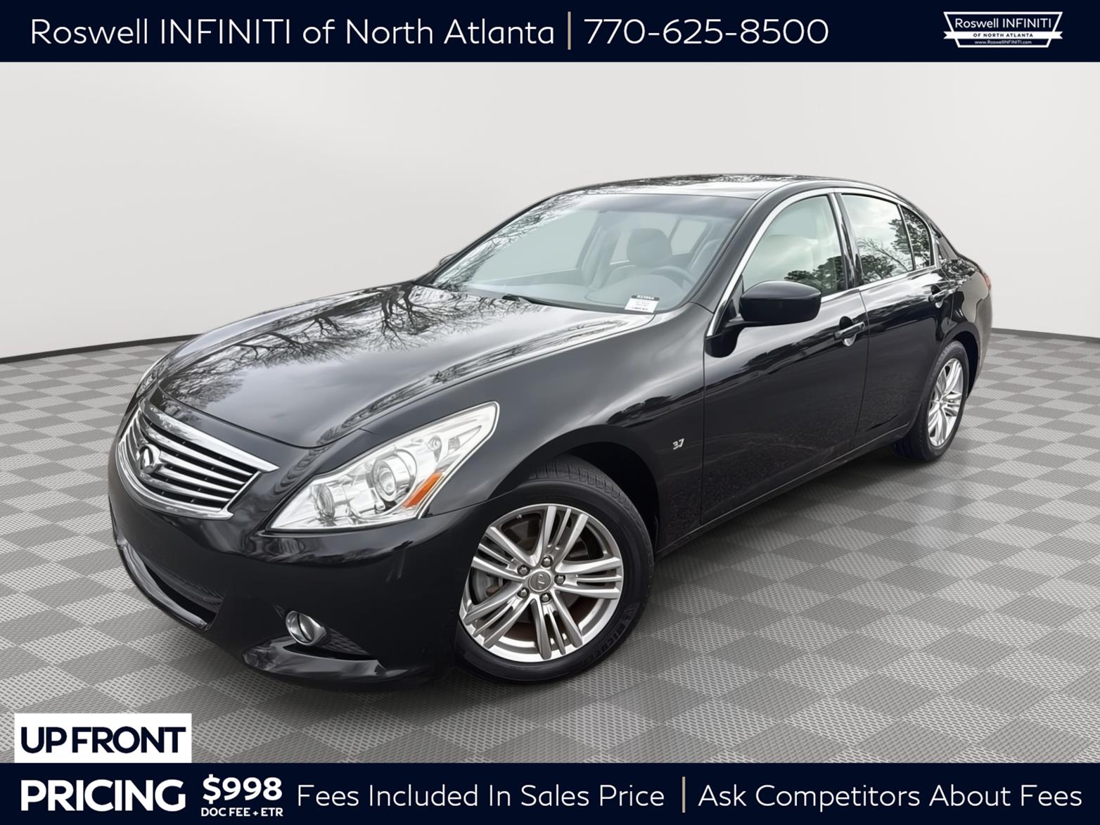 2015 INFINITI Q40 Base's photo