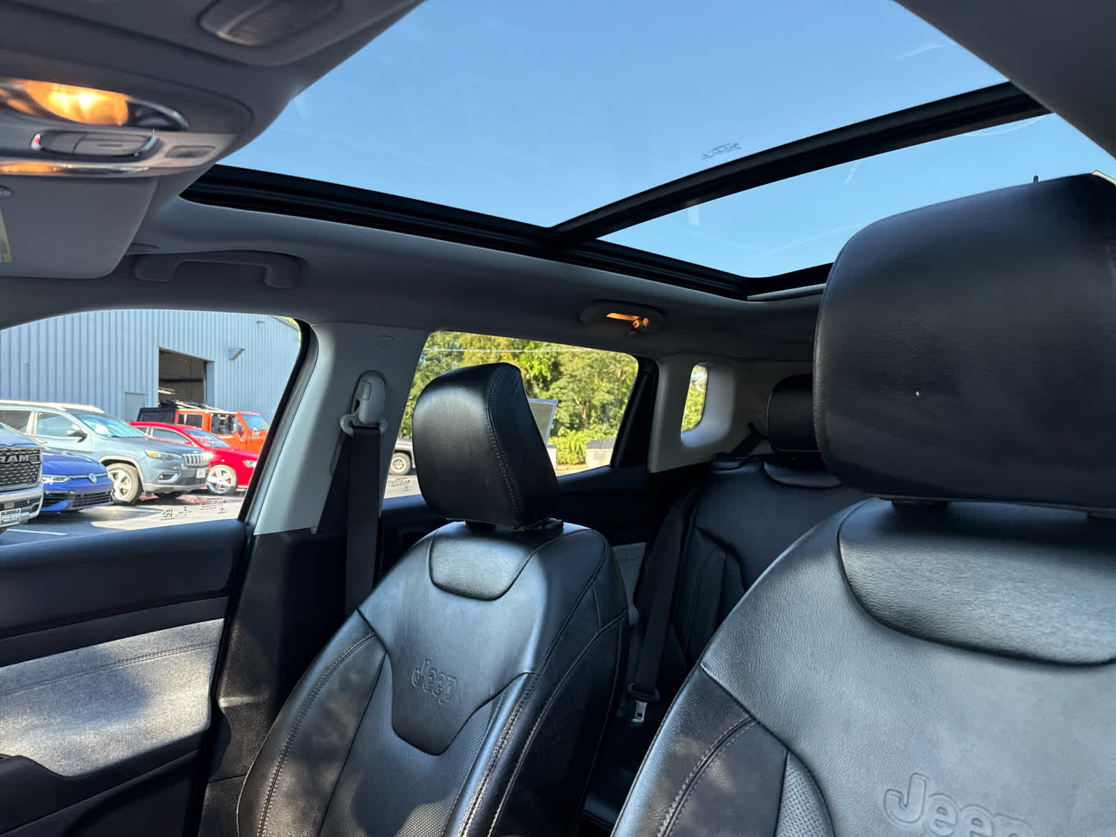 2022 Jeep Compass Latitude Lux Altitude photo 18