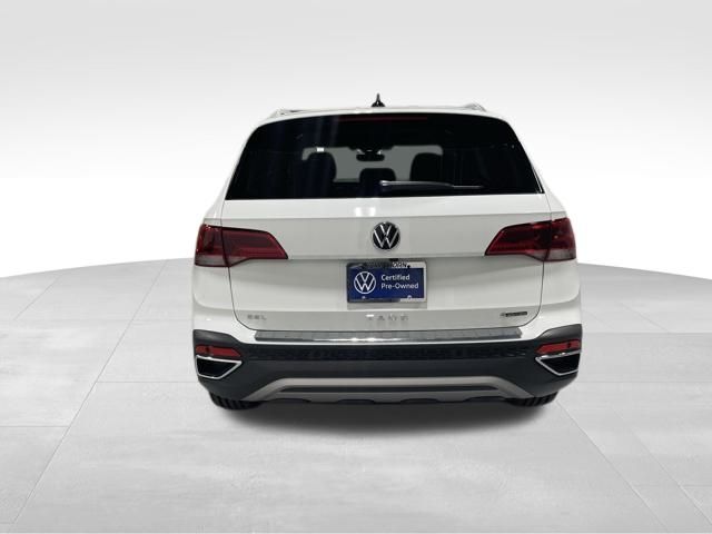 2022 Volkswagen Taos SEL photo 3