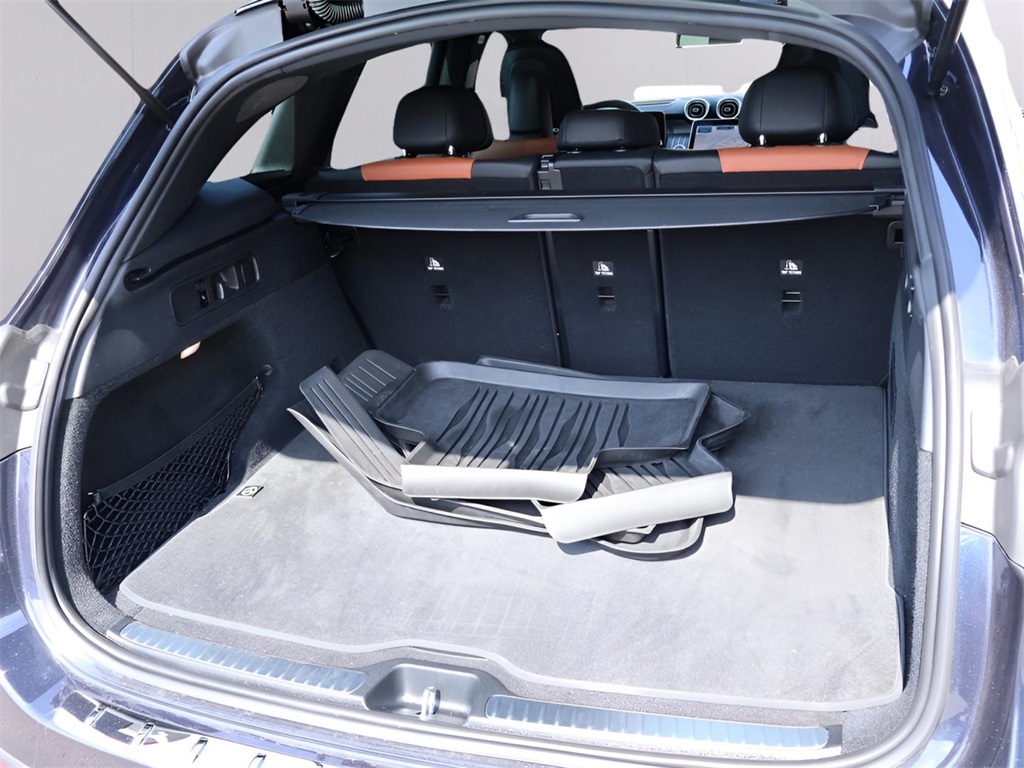2024 Mercedes Benz GLC 43 AMG 4MATIC photo 16