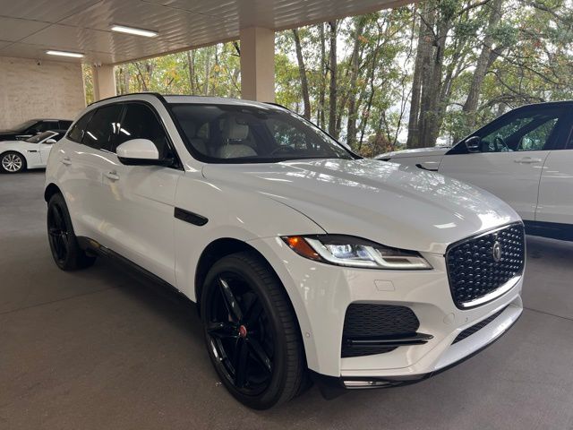 2021 Jaguar F-PACE P250 S photo 3