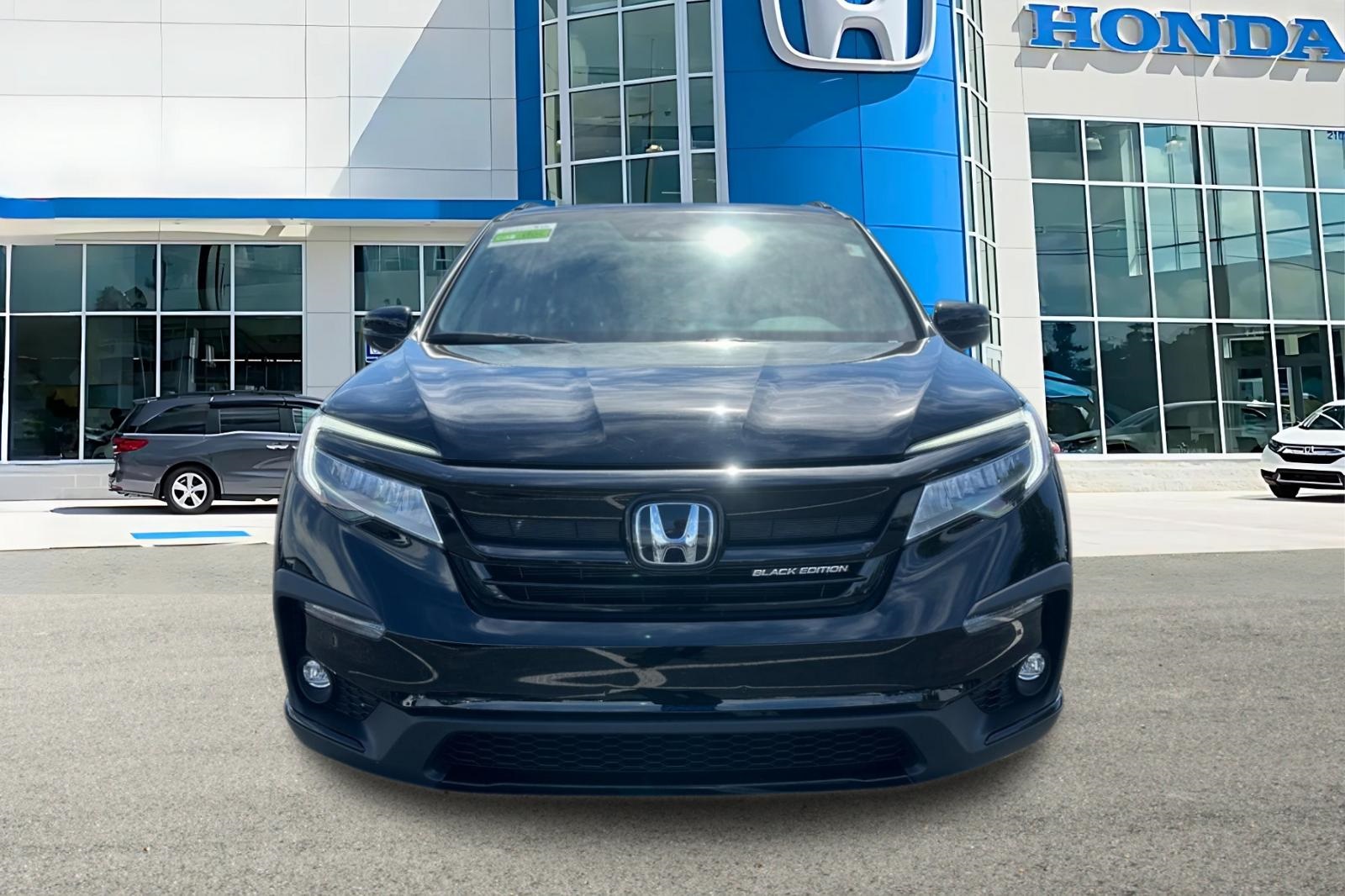 2022 Honda Pilot Black Edition photo 6