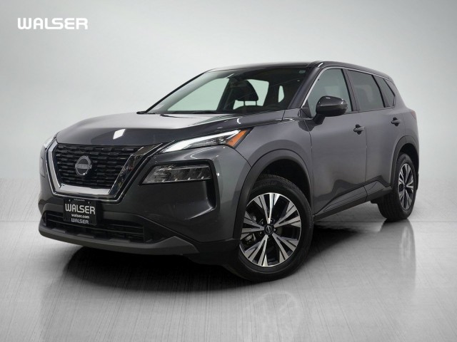 2022 Nissan Rogue SV's photo