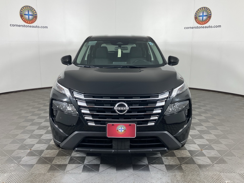 2024 Nissan Rogue SV photo 11