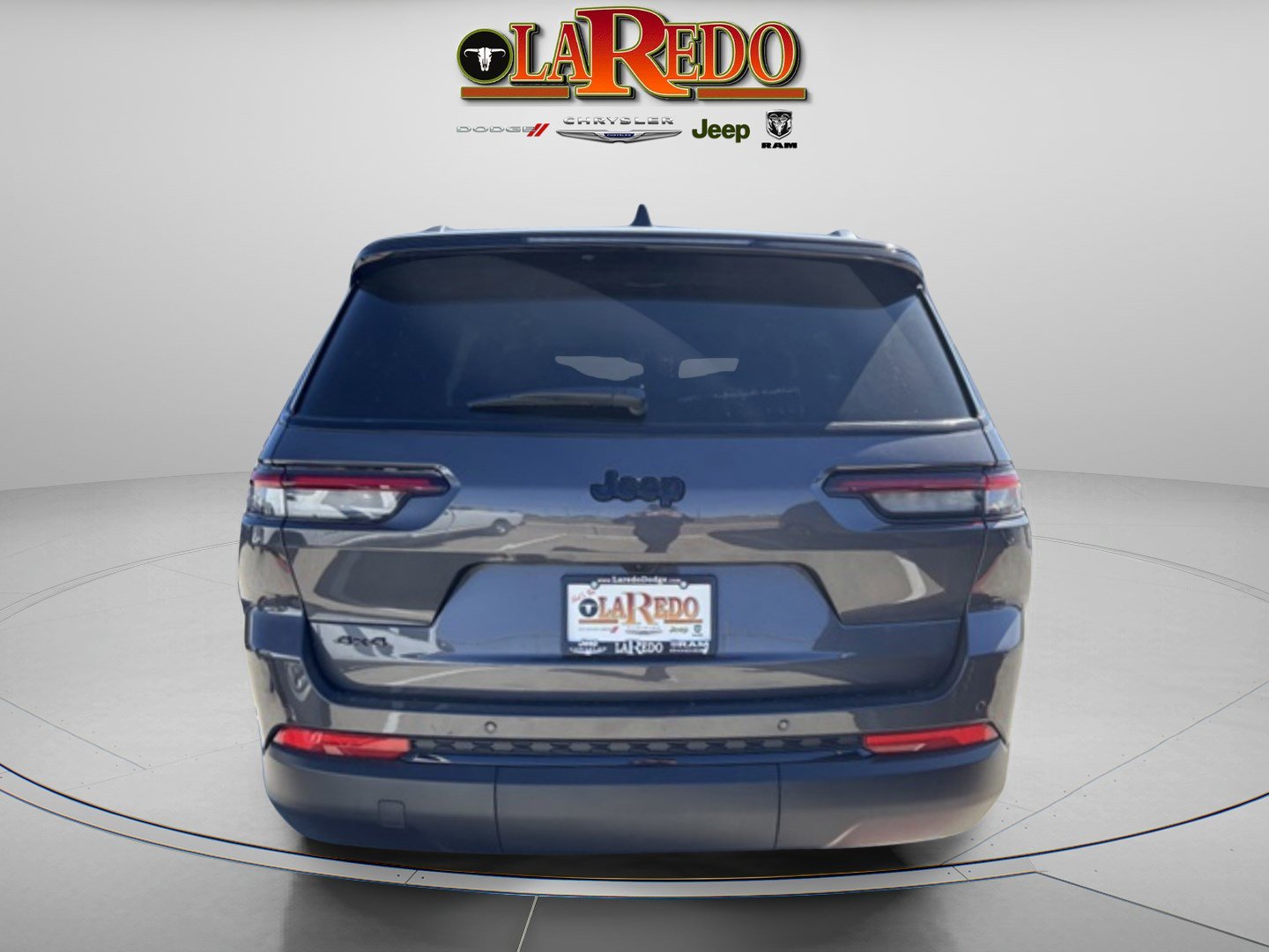 2025 Jeep Grand Cherokee Limited photo 2