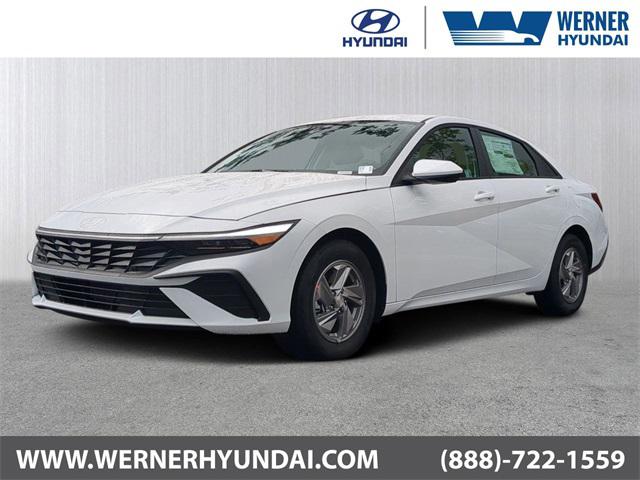 2026 Hyundai Elantra SE's photo